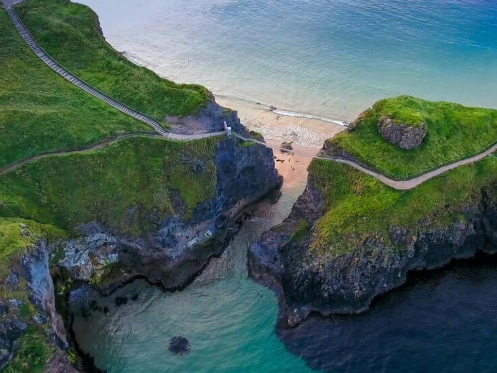 Carrick-a-Rede Rope Bridge, Co. Antrim, Ireland